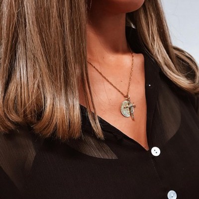 Colar em aço  - Juno shiny cross