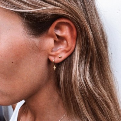 Mini argolinha em prata - Cross (vendido à unidade)