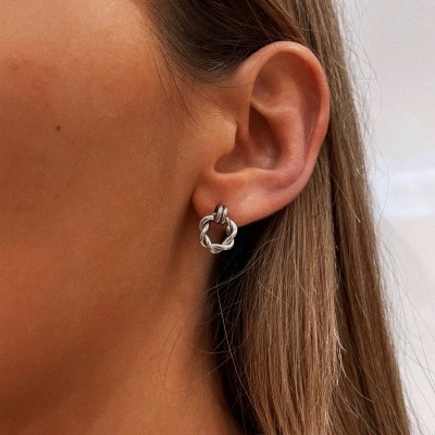 Brincos am aço - Simone