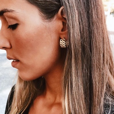 Argolas em aço douradas - Margaret