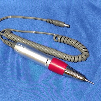 Peça de mão para broca portátil