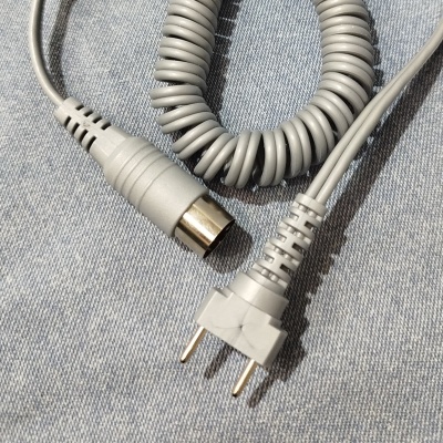 Cabo espiral conetor de 3 pinos com 9 mm