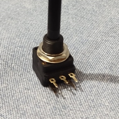 Potenciómetro 100K com interruptor