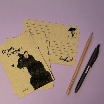 Go Away, I'm Reading - Postais