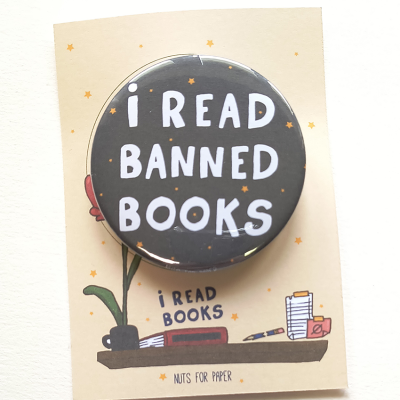 Pins 58mm - I Read Banned Books