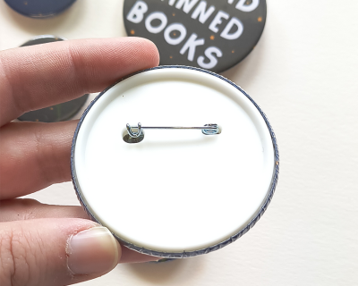 Pins 58mm - I Read Banned Books