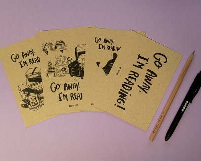 Go Away, I'm Reading - Postais