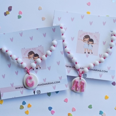 Colar inicial Glitter