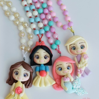 Colar princesas