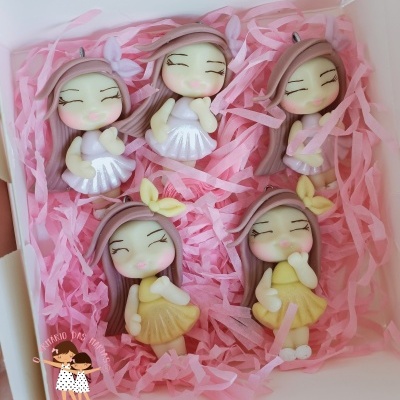 Pack 5 meninas beijoca