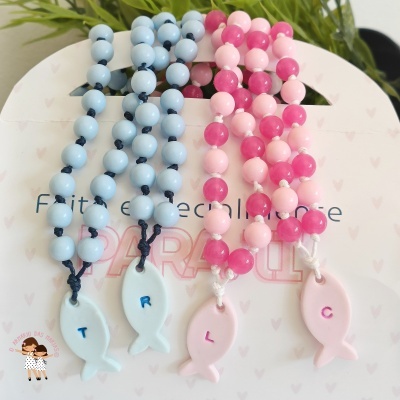 Colar peixinho com inicial