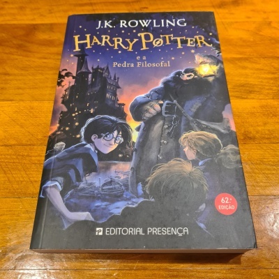 J. K. Rowling - Harry Potter e a Pedra Filosofal