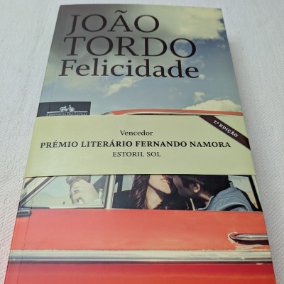 João Tordo - Felicidade