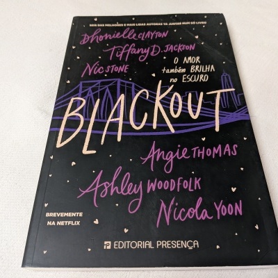 Dhonielle Clayton, Angie Thomas, Nicola Yoon e Tiffany D. Jackson - Blackout