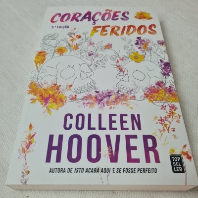 Colleen Hoover - Corações Feridos