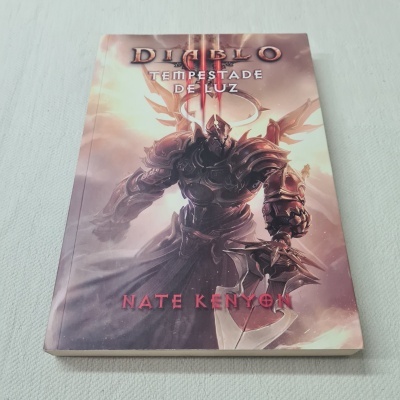 Nate Kenyon - Diablo Tempestade de Luz