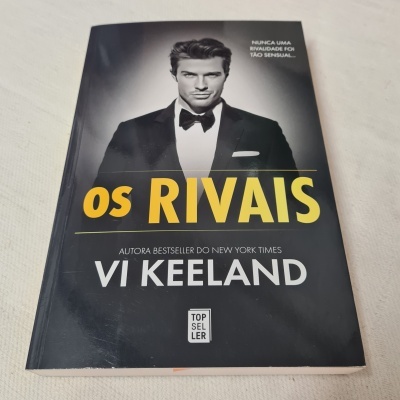 Vi Keeland - Os Rivais
