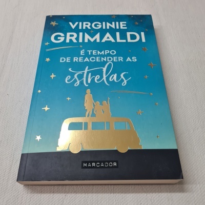 Virginie Grimaldi - É Tempo de Reacender as Estrelas