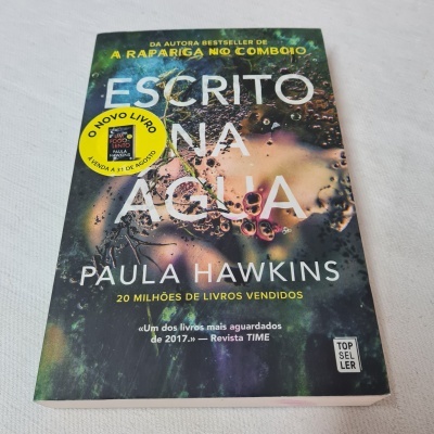 Paula Hawkins - Escrito na Água