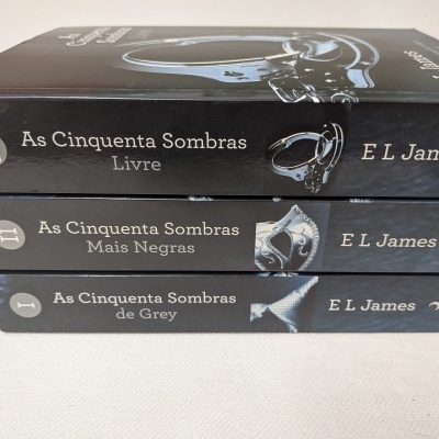 E L James - Pack - As Cinquenta Sombras de Grey + As Cinquenta Sombras Mais Negras + As Cinquenta Sombras Livre