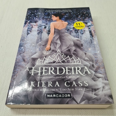 Kiera Cass - A Herdeira (A Seleção - Livro 4)