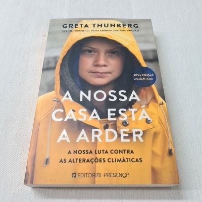 Greta Thunberg - A Nossa Casa Está a Arder