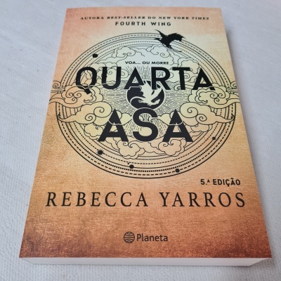 Rebecca Yarros - Quarta Asa