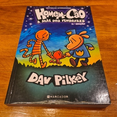 Dav Pilkey - Homem-Cão N.º 10 - A mãe dos vendavais