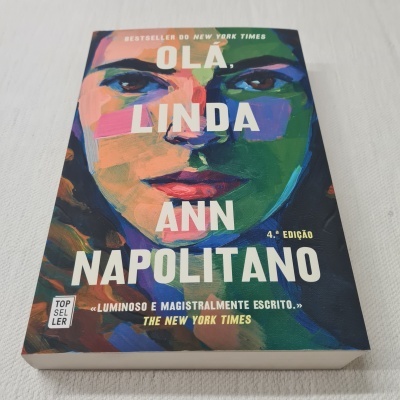 Ann Napolitano - Olá, Linda