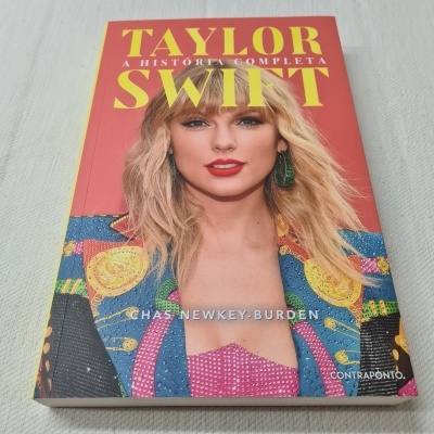 Chas Newkey-Burden - Taylor Swift - A História Completa