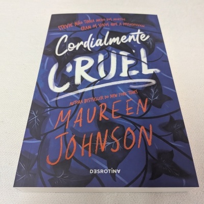 Maureen Johnson - Cordialmente Cruel
