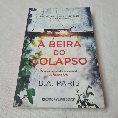 B. A. Paris - À Beira do Colapso
