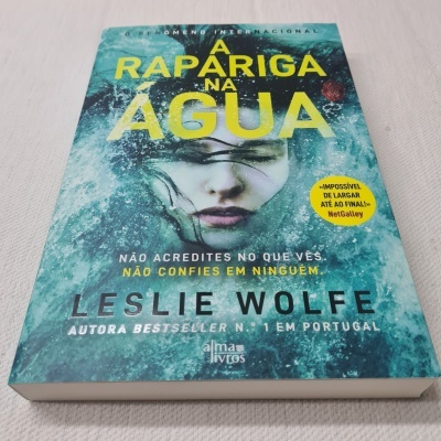 Leslie Wolfe - A Rapariga na Água