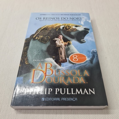 Kay Woodward -  A Bússola Dourada (História do Filme)