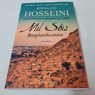 Khaled Hosseini - Mil Sóis Resplandecentes