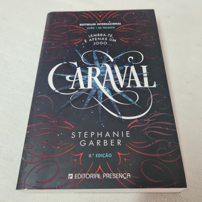 Stephanie Garber - Caraval (Trilogia Caraval - Livro 1)