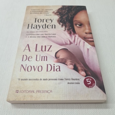 Torey Hayden - A Luz de um Novo Dia