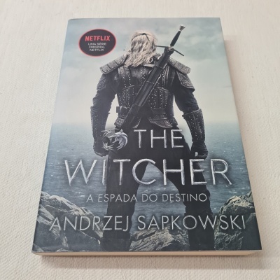 Andrzej Sapkowski - A Espada do Destino (The Witcher - Volume II)