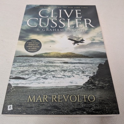 Clive Cussler e Graham Brown - Mar Revolto