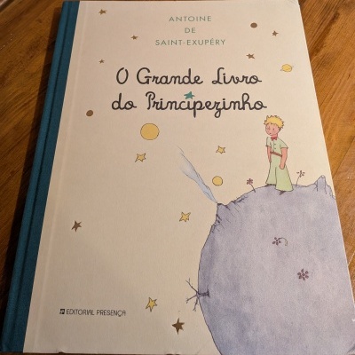 Antoine de Saint-Exupéry - O Grande Livro do Principezinho (defeito na capa)