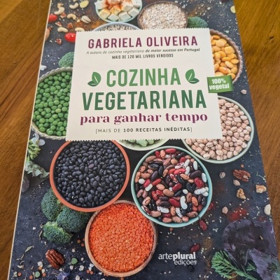 Gabriela Oliveira - Cozinha Vegetariana para Ganhar Tempo