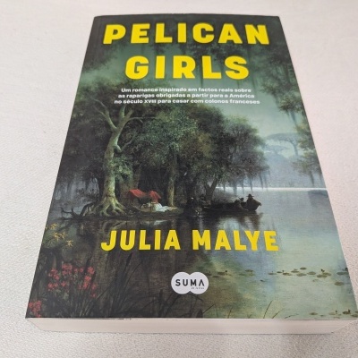 Julia Malye - Pelican Girls