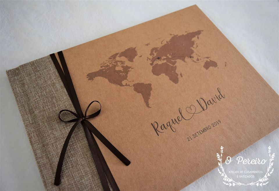 Livros e Caixas de Mensagens Personalizados