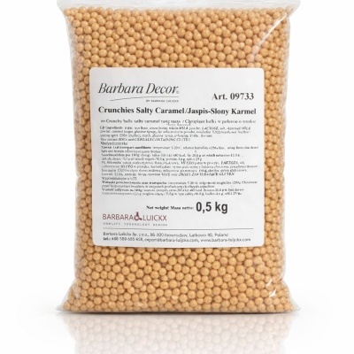 Pacote transparente com pequenas bolas cor caramelo e etiqueta branca com textos e informações do produto