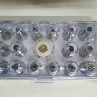 Conjunto de bicos para saco de pasteleiro em caixa plástica transparente