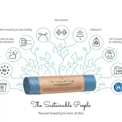 Rolo azul de sacos de lixo reciclados com etiqueta e descrição das características