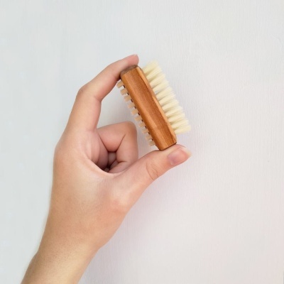 Escova Para Unhas em Madeira - Croll & Denecke Escova Para Unhas em Madeira - Croll & Denecke