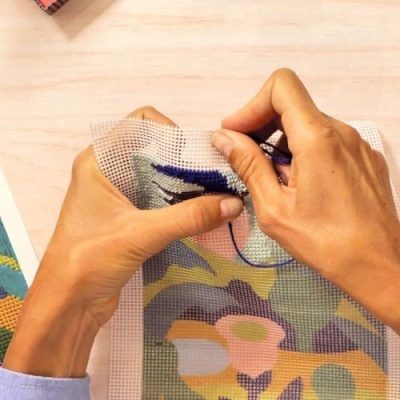 Atelier 65 Bordado Campo - Djeco Arts & Crafts