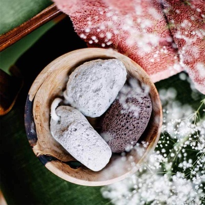 Pedra Pomes Natural – Esfoliação Ligeira ou Intensa