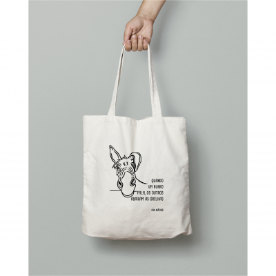 Saco de Pano: "Quando um burro fala, os outros abaixam as orelhas"